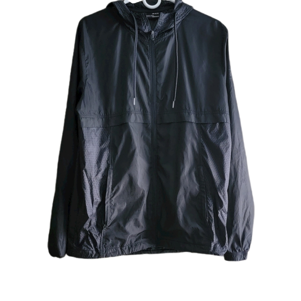 Under Armour wind breaker jacket